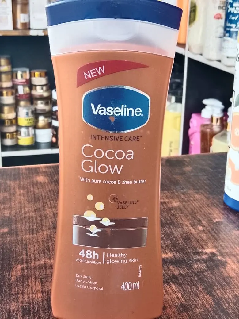 Vaseline Cocoa Glow Intensive Care with Pure cocoa & Shea Butter