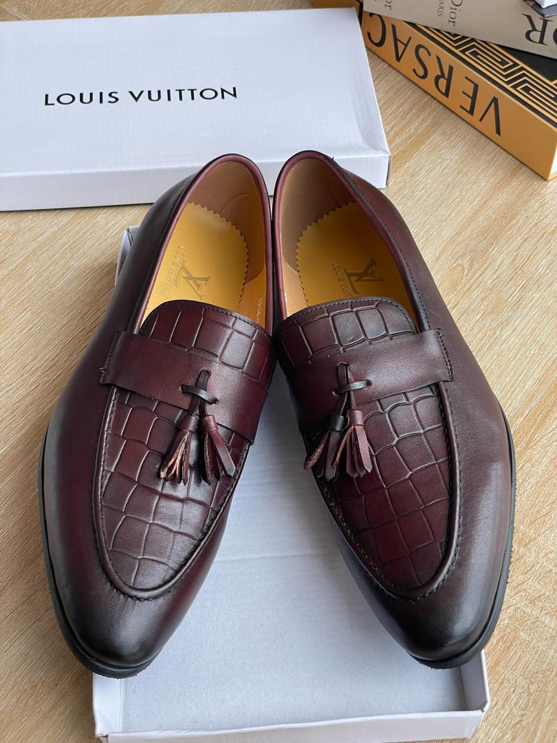 Men Shoe - Dark Brown  Louis Vuiton